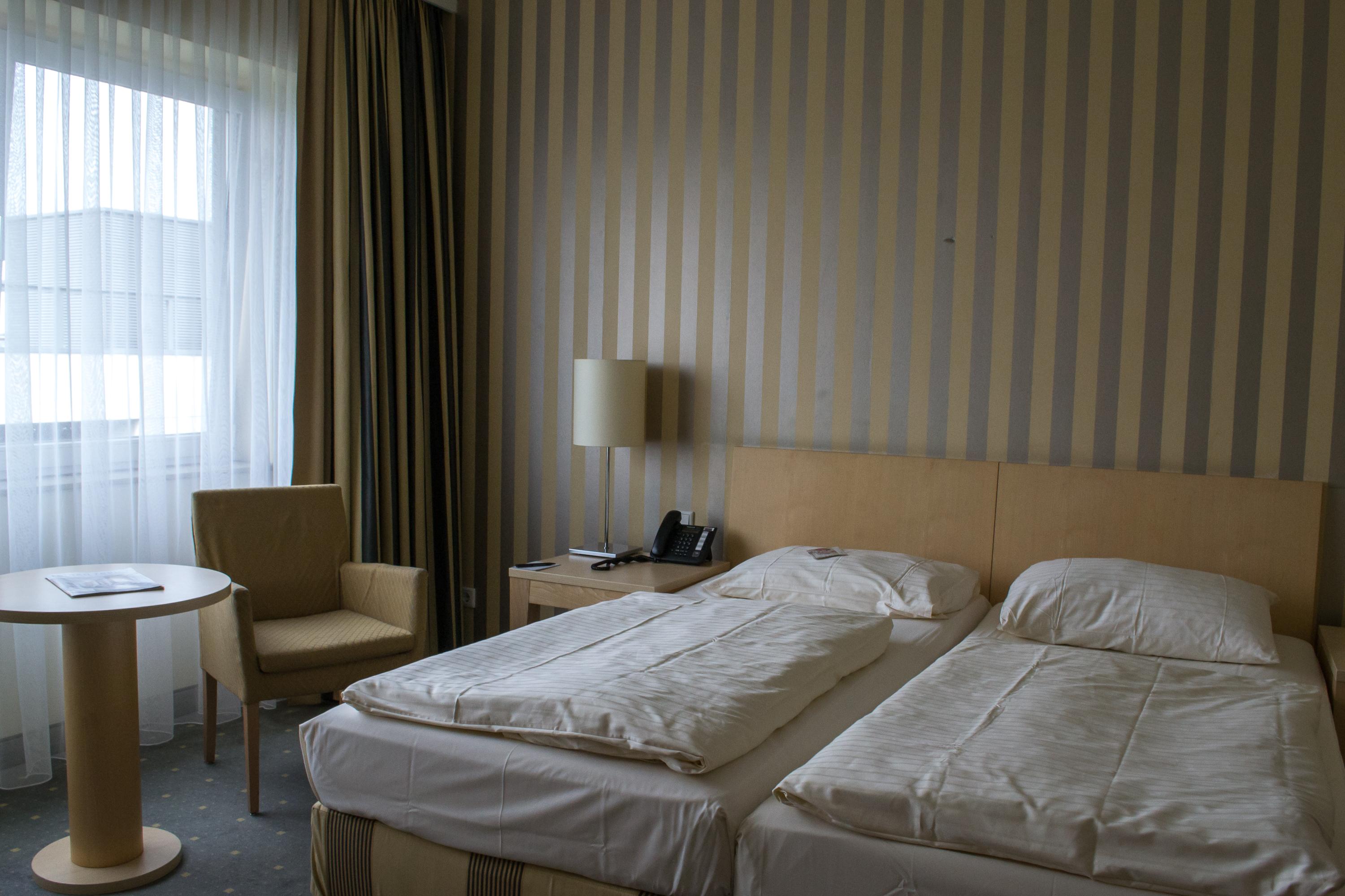 Relexa Hotel Ratingen City Экстерьер фото