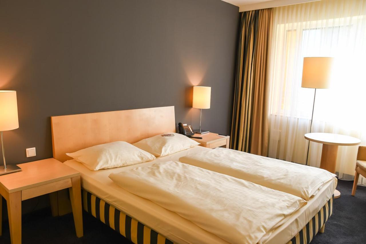 Relexa Hotel Ratingen City Экстерьер фото